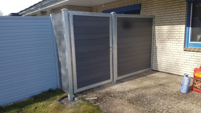 WPC Zaun, Sichtschutzzaun, Feuerverzinkt, Tür