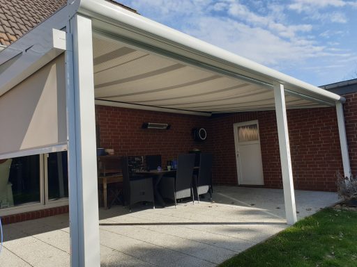 Terrassenüberdachung mit Markise